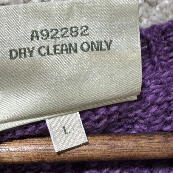 Kilronan Knitwear 100% Pure New Wool Cardigan Large Purple Chunky Knit Sweater - Picture 8 of 10